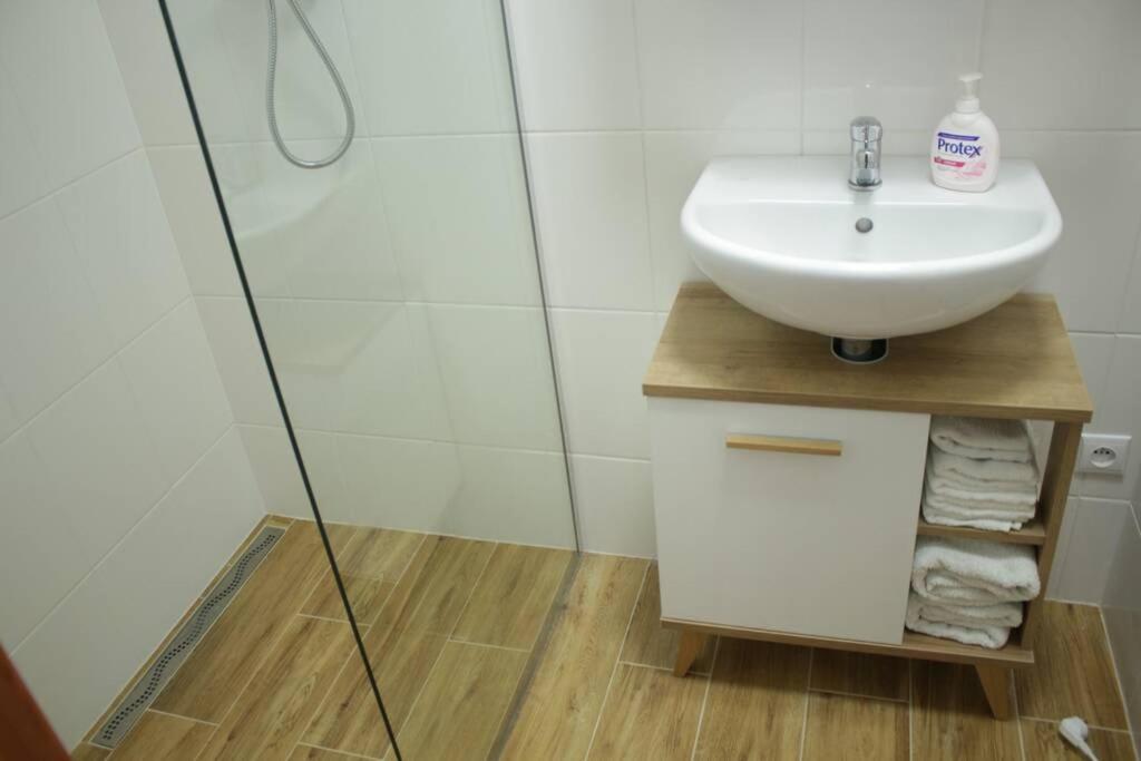 Apartmán - Dlhé Diely Apartman Pozsony Kültér fotó